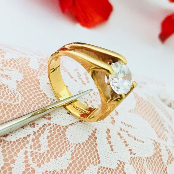 Vintage Solitaire Diamond 14k overlay HGE Lind GFJ Gold Ring Size 9 1047 - Picture 2 of 8